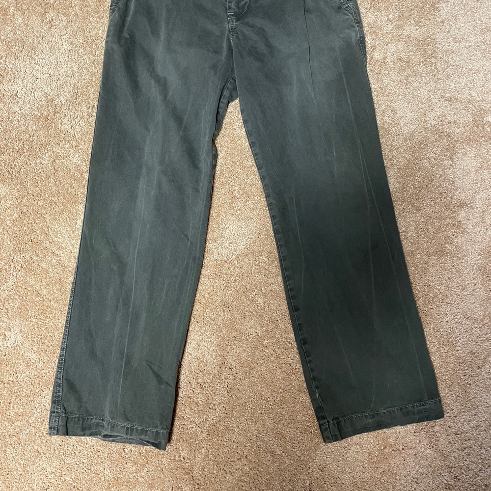 American eagle 30x30 green casual pants - Picture 2 of 3